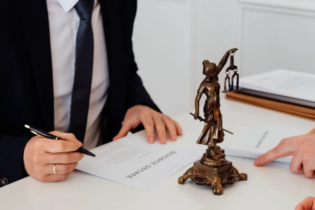 Acompañamiento profesional para permisos y trámites empresariales